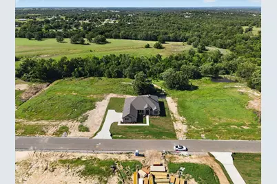 409 McAlpine, Springtown, TX 76023 - Photo 32