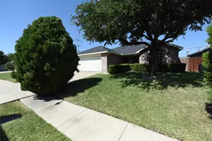6419 Brookhaven Trail, Arlington, TX 76001 - Photo 2