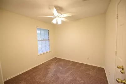6419 Brookhaven Trail, Arlington, TX 76001 - Photo 8