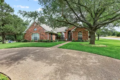 10 Fairway Loop Drive, Pottsboro, TX 75076 - Photo 2