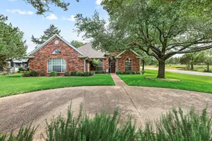 10 Fairway Loop Dr, Pottsboro, TX 75076 - Photo 1