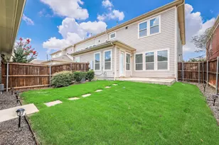 1020 Gardenia St, Carrollton, TX 75007 - Photo 32