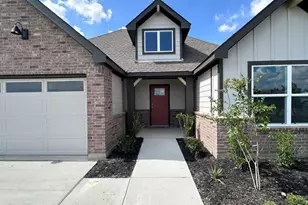 10760 Bloodstone Dr, Fort Worth, TX 76036 - Photo 2