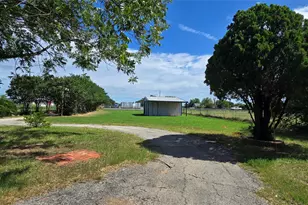 8295 Palo Pinto Hwy, Mineral Wells, TX 76067 - Photo 24