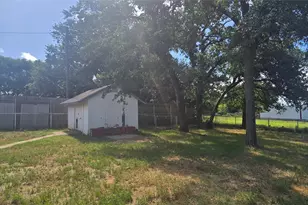 8295 Palo Pinto Hwy, Mineral Wells, TX 76067 - Photo 4