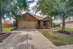 317 Long Prairie Dr, Forney, TX 75126 - Photo 2