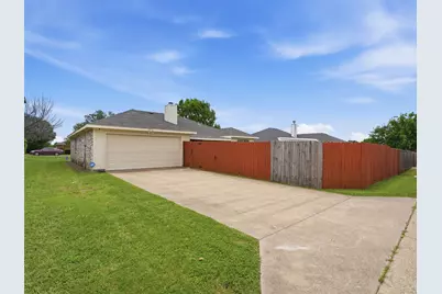 1531 Rebecca Lane, Lancaster, TX 75134 - Photo 24