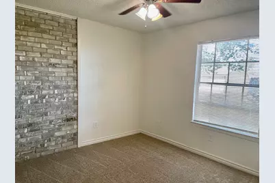 2310 Chapel Hill Lane, Arlington, TX 76014 - Photo 14