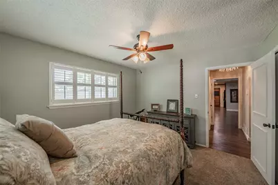1806 Hilltop Lane, Pantego, TX 76013 - Photo 16