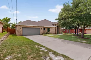 2230 Larry Dr, Dallas, TX 75228 - Photo 6