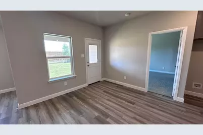 10813 Bloodstone Drive, Fort Worth, TX 76036 - Photo 4