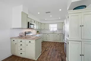 698 Hackberry Rd, Van Alstyne, TX 75495 - Photo 8