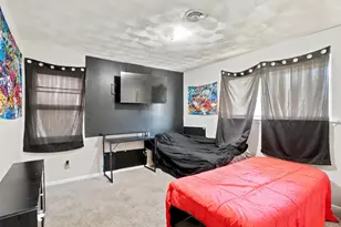 927 Poinsettia Dr, Lancaster, TX 75146 - Photo 20