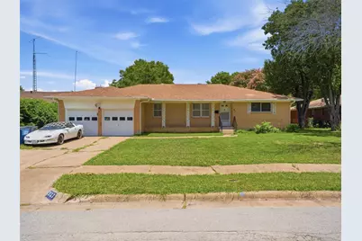 927 Poinsettia Drive, Lancaster, TX 75146 - Photo 1