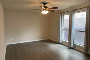 421 Brighton St, Roanoke, TX 76262 - Photo 12