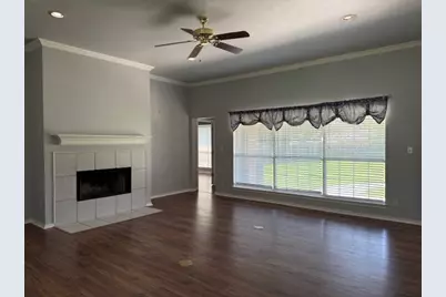 9703 Argyle Court, Granbury, TX 76049 - Photo 6