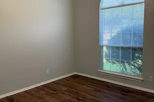 9703 Argyle Ct, Granbury, TX 76049 - Photo 14