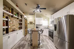 1010 Savage Dr, Denton, TX 76207 - Photo 10