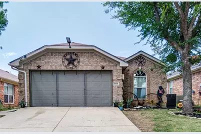 1010 Savage Drive, Denton, TX 76207 - Photo 2
