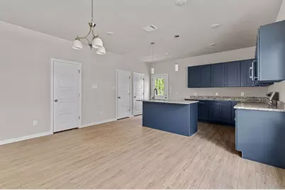 320 W Gambrell Street, Fort Worth, TX 76115 - Photo 8