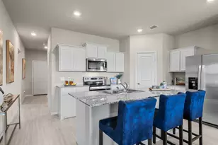 10812 Bloodstone Dr, Fort Worth, TX 76036 - Photo 2