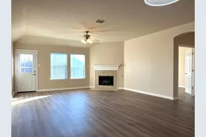 8405 Shasta Drive, McKinney, TX 75071 - Photo 4