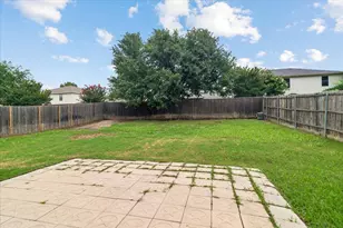 2217 Bradford Pear Dr, Little Elm, TX 75068 - Photo 16