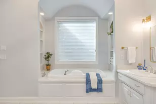 7808 Aledo Oaks Ct, Fort Worth, TX 76126 - Photo 18