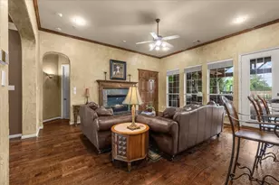 704 Landsbury Ct, Keller, TX 76248 - Photo 10