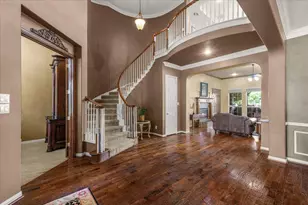 704 Landsbury Ct, Keller, TX 76248 - Photo 6