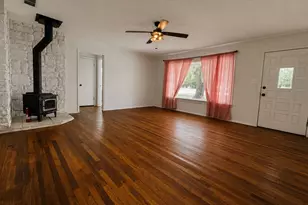 1107 N Ollie St, Stephenville, TX 76401 - Photo 2