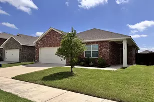 1725 Escondido Dr, Fort Worth, TX 76052 - Photo 1