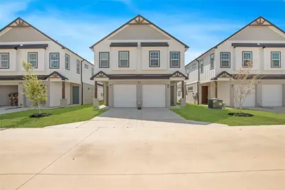 1319 W Main Street #17, Gun Barrel City, TX 75156 - Photo 1