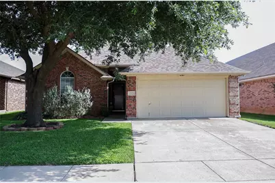 1325 Sierra Blanca Drive, Fort Worth, TX 76028 - Photo 2