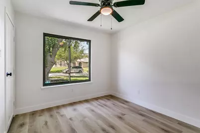 1214 Valencia Lane, Lewisville, TX 75067 - Photo 14