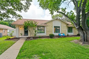 1214 Valencia Ln, Lewisville, TX 75067 - Photo 2