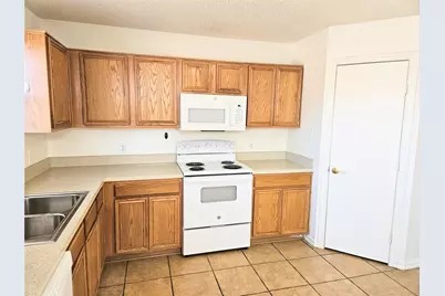 8405 Three Bars Drive, Fort Worth, TX 76179 - Photo 6