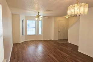 8405 3 Bars Dr, Fort Worth, TX 76179 - Photo 2