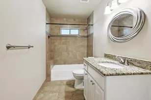 218 Raintree Dr, Highland Village, TX 75077 - Photo 16