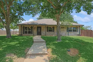 218 Raintree Dr, Highland Village, TX 75077 - Photo 1