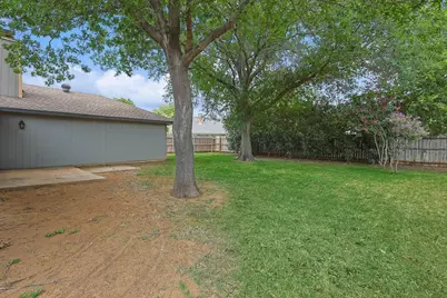 218 Raintree Drive, Highland Village, TX 75077 - Photo 20