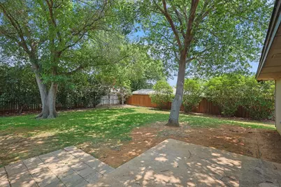 218 Raintree Drive, Highland Village, TX 75077 - Photo 18