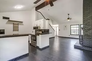 10004 Pack Saddle Trail, Fort Worth, TX 76108 - Photo 4