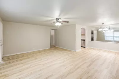 110 W Shadowwood Street, Gun Barrel City, TX 75156 - Photo 6