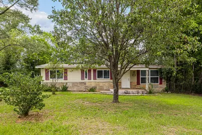 110 W Shadowwood Street, Gun Barrel City, TX 75156 - Photo 2