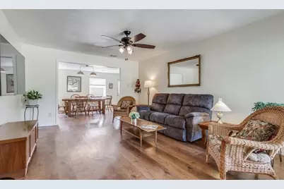 809 N Cottonwood Drive, Richardson, TX 75080 - Photo 4