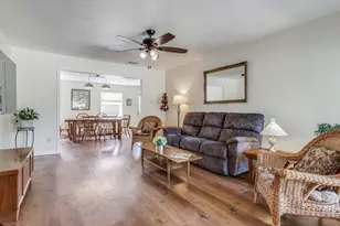 809 N Cottonwood Dr, Richardson, TX 75080 - Photo 4