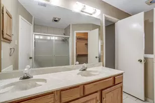 9020 Wessex Ct, Fort Worth, TX 76134 - Photo 12