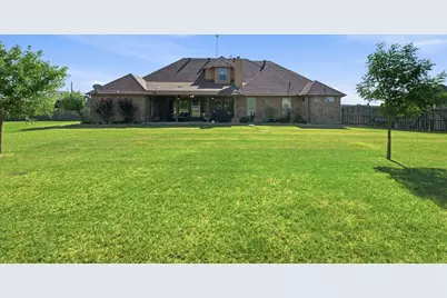 102 Brock Court, Millsap, TX 76066 - Photo 6
