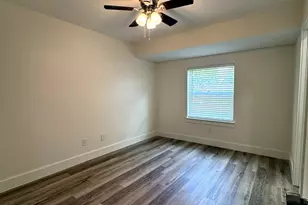613 Dawn Dr, Garland, TX 75040 - Photo 10